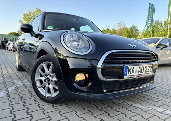 MINI Cooper cena 55555 przebieg: 66666, rok produkcji 2016 z Sosnowiec małe 466